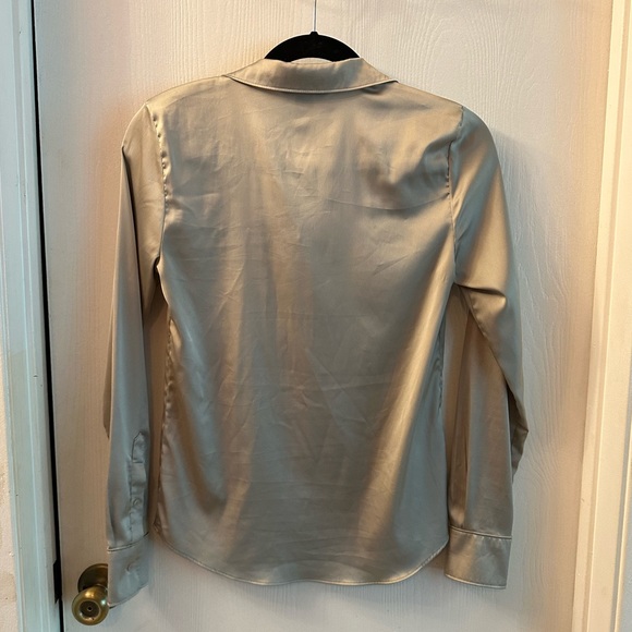 Champagne button down blouse - Picture 2 of 2